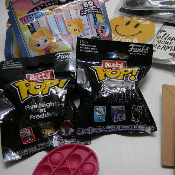 Lot of 35+ Stocking Stuffers All Ages Boy Girl OCC Shoeboxes - Picture 4 of 7